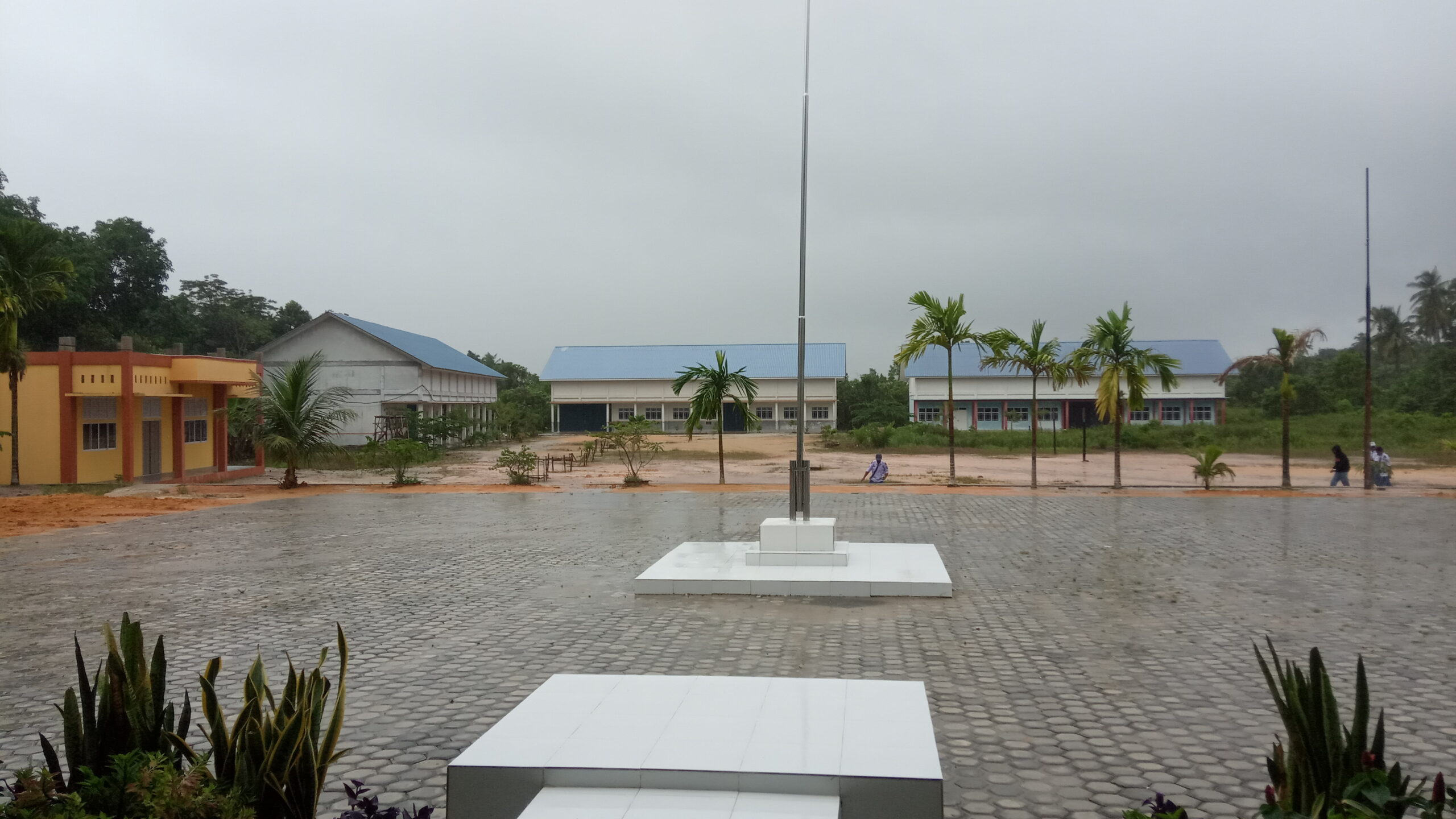 Hujan..Upacara Hari Lahir Pancasila Batal