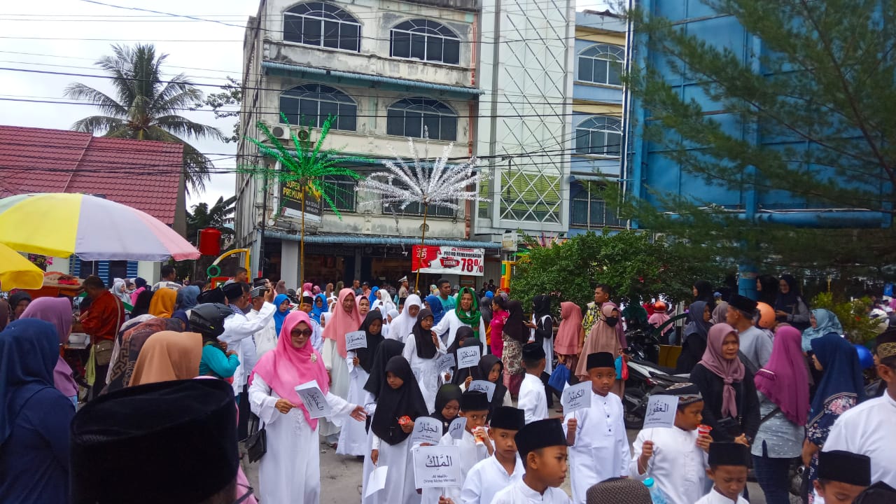 1400 Santri ikuti Pawai Hari Santri Kundur